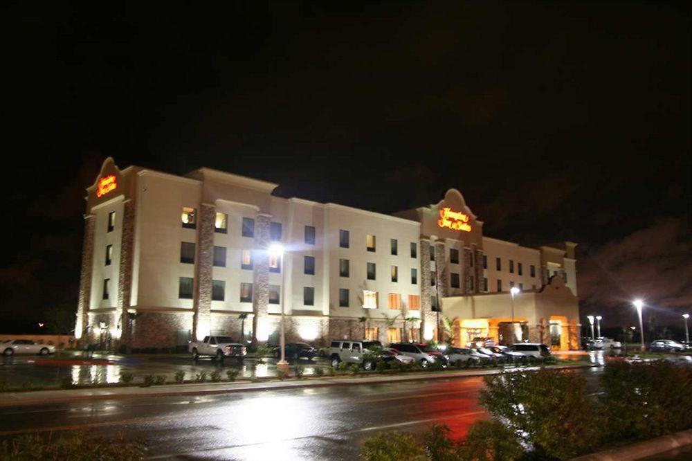Hampton Inn & Suites Мишен Экстерьер фото